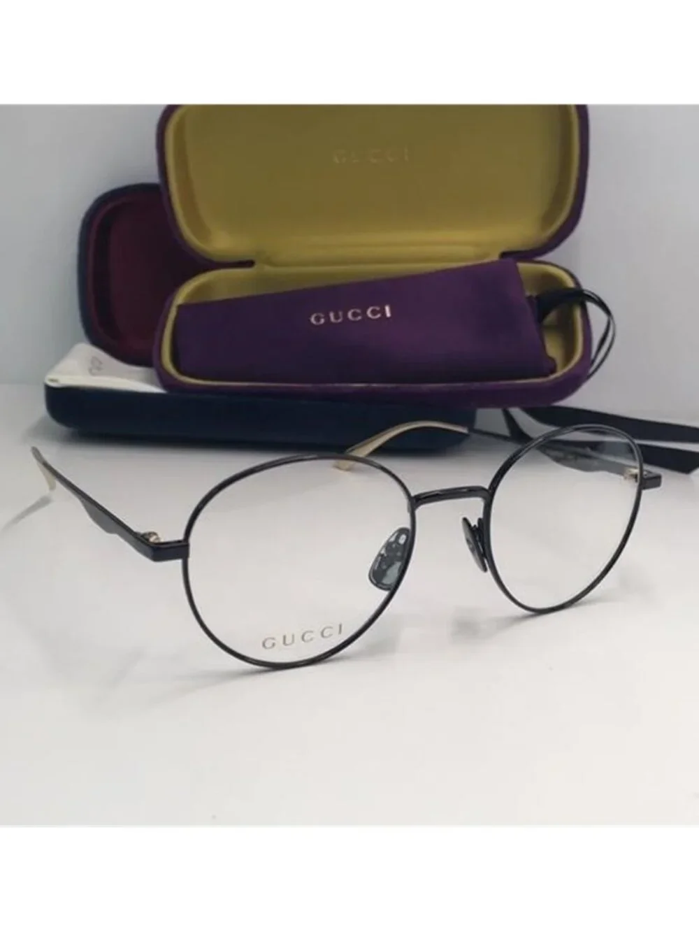 Gucci black 002